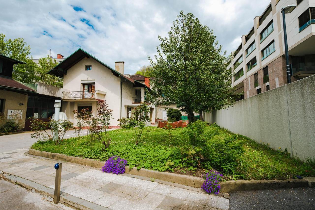 Вилла Pi House Любляна Экстерьер фото