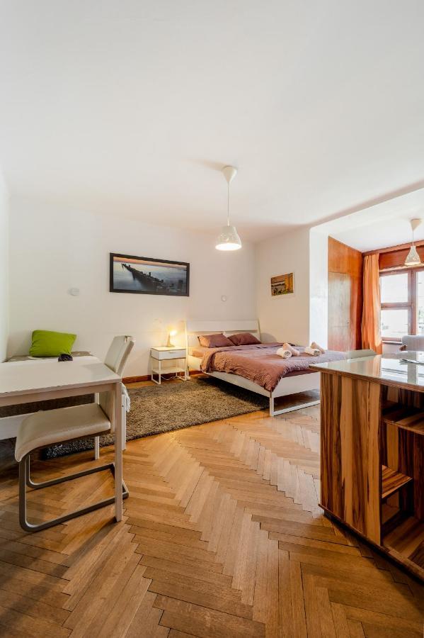 Вилла Pi House Любляна Экстерьер фото