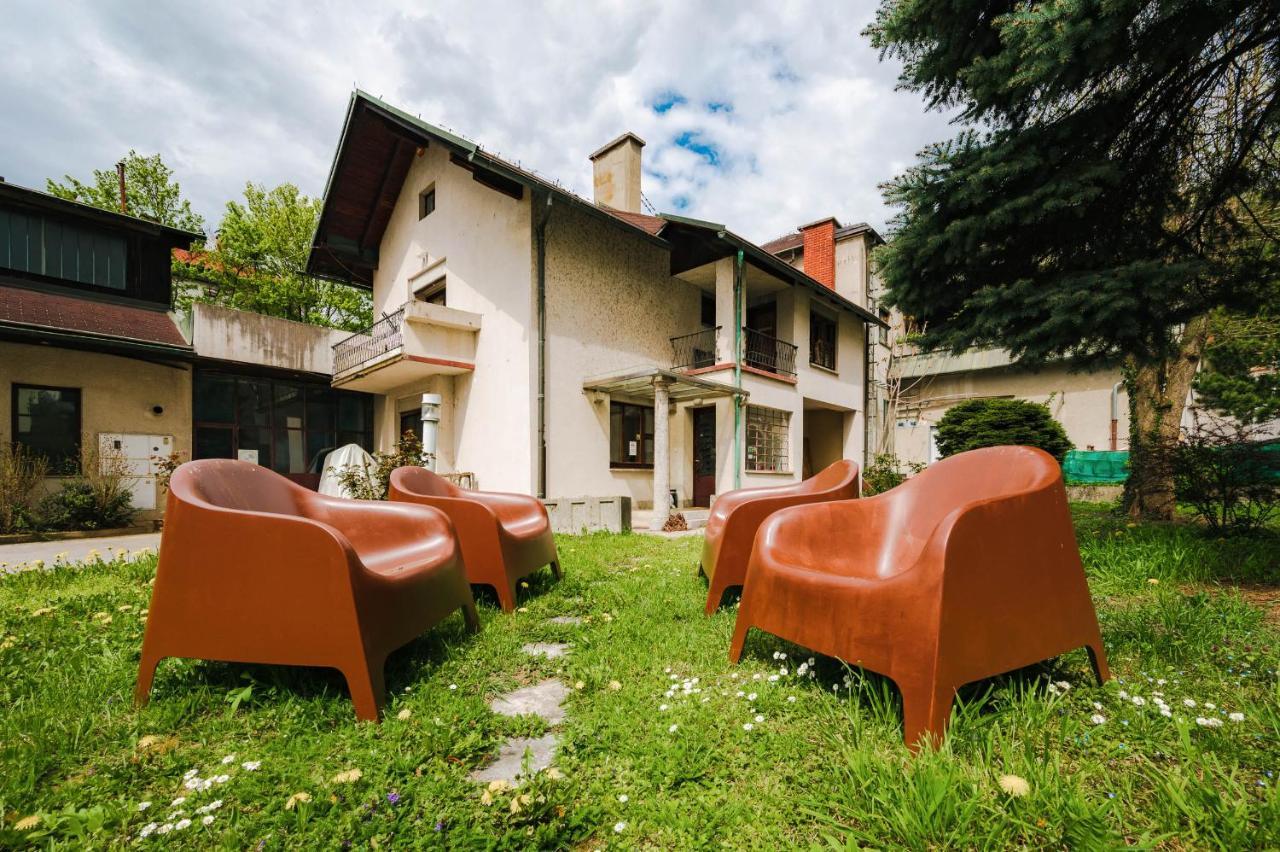 Вилла Pi House Любляна Экстерьер фото