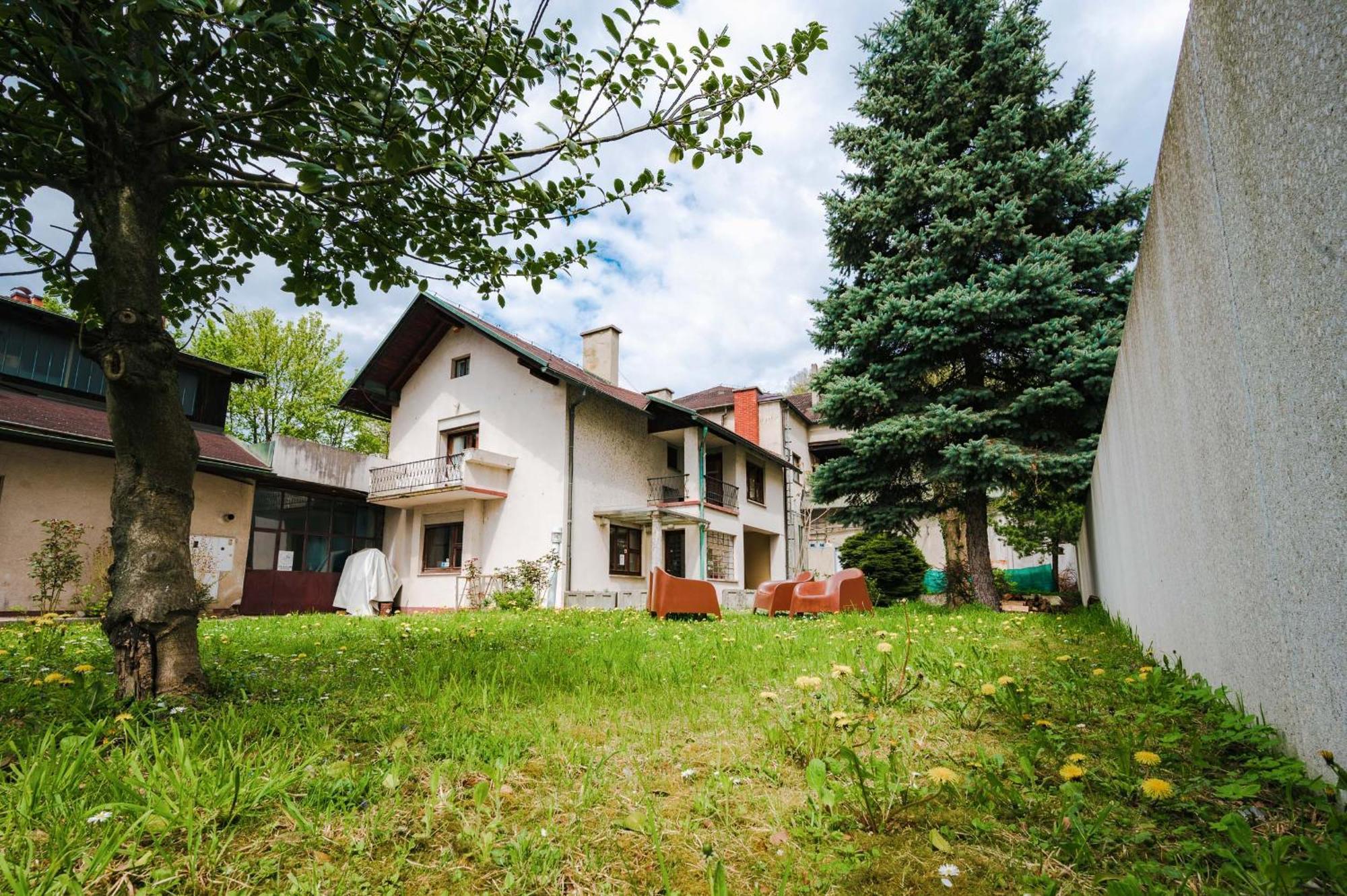Вилла Pi House Любляна Экстерьер фото